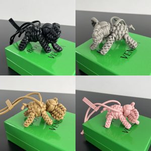【징공장】보테가베네타 엘리펀트 참 826830（JING）