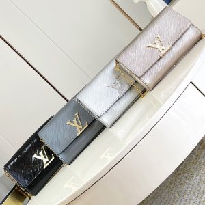 루이비통 포쉐트 루이즈 M23756
