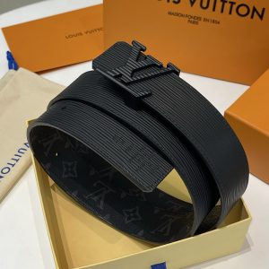 【잔디집】루이비통 LV 이니셜 이클립스 리버서블 벨트（레어）