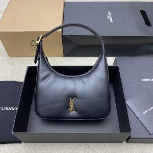 생로랑 칼립소 미니 호보백