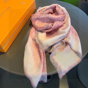 루이비통 LV 로고 자수 스카프