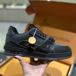 【잔디집】루이비통 LV 트레이너 스니커즈（레어）