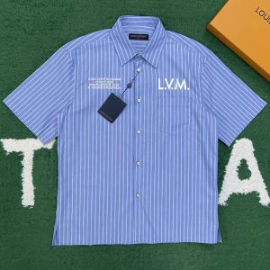 【잔디집】루이비통 LVM 시그니처 프린트 숏 슬리브드 셔츠（레어）