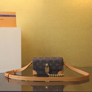 【황벽집】루이비통 스티머 웨어러블 월릿 모노그램 M14738