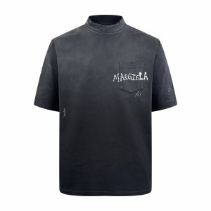 【잔디집2】메종 마르지엘라 그래피티 로고 코튼 반팔 티셔츠 （세븐）