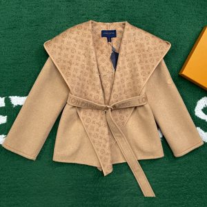 【잔디집】루이비통 벨티드 쇼트 랩 코트（레어）