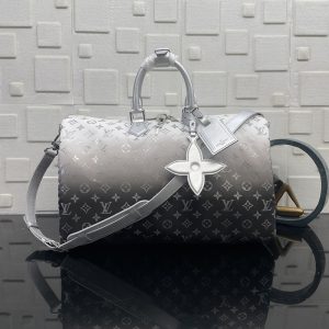 루이비통 LV SKI 스피디 반둘리에 45 프로스트 나일론 모노그램 M12067