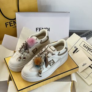 펜디 매치 소프트 레더 로우탑 스니커즈