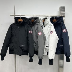 캐나다구스 Chilliwack 칠리왁 봄버 헤리티지 다운 자켓